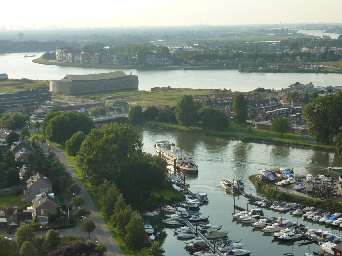 Bed and breakfast De Logeerboot Dordrecht Extérieur photo