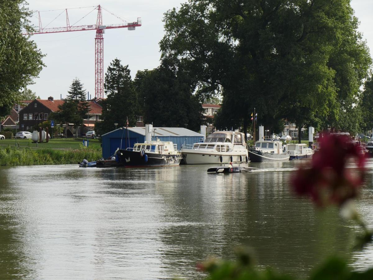 Bed and breakfast De Logeerboot Dordrecht Extérieur photo