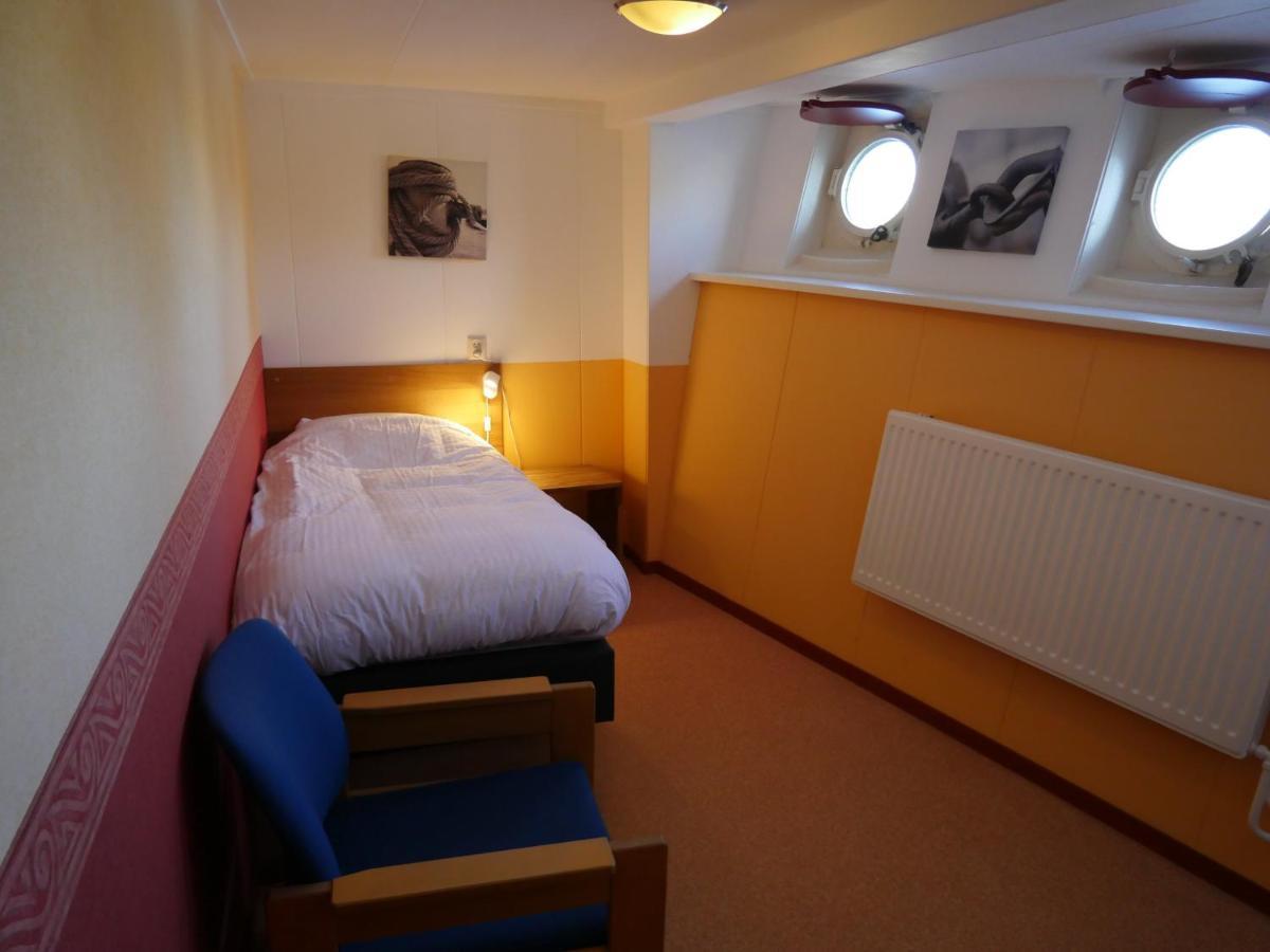 Bed and breakfast De Logeerboot Dordrecht Extérieur photo