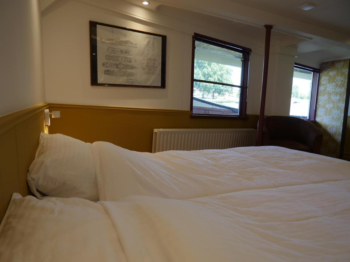 Bed and breakfast De Logeerboot Dordrecht Extérieur photo