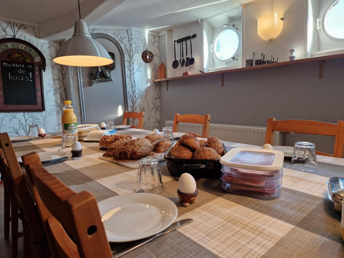 Bed and breakfast De Logeerboot Dordrecht Extérieur photo